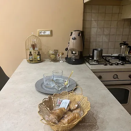 Bed & Breakfast Temptation Airport Fontanarossa Shared House With Several Catania